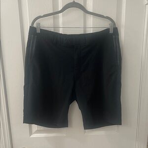 G/FORE Men's Black Flat Front Shorts